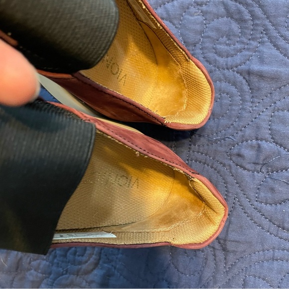 Vionic Suede Cadee “Wine” Maroon Red Burgundy Slip-On Mary Jane Shoes sz 9 - Picture 8 of 11